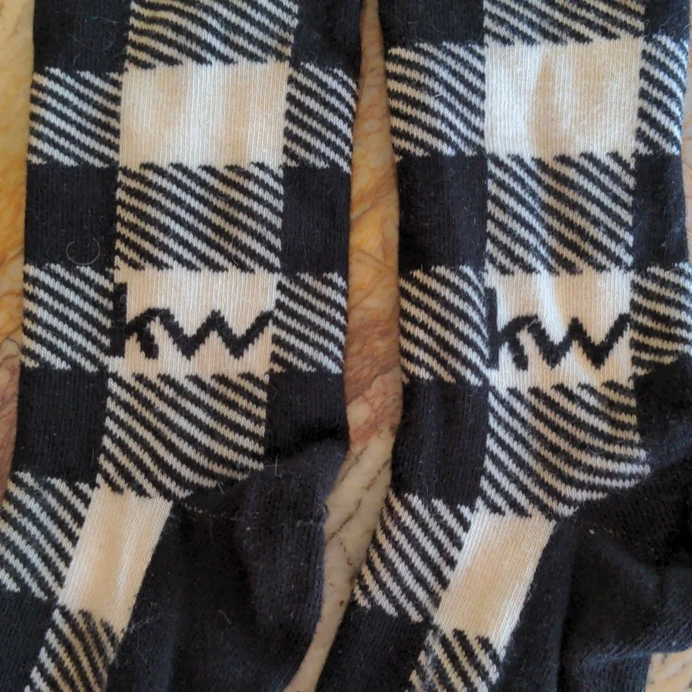 KW Keller Williams Socks